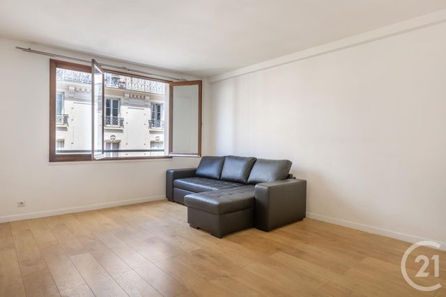 Appartement F1 à vendre - 1 pièce - 37.26 m2 - PARIS - 75011 - ILE-DE-FRANCE - Century 21 Alexandre Dumas