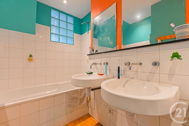 Appartement F3 à vendre - 3 pièces - 91.07 m2 - PARIS - 75020 - ILE-DE-FRANCE - Century 21 Alexandre Dumas