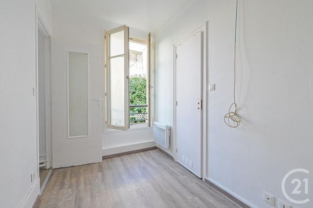 Studio à vendre - 1 pièce - 15.12 m2 - PARIS - 75020 - ILE-DE-FRANCE - Century 21 Alexandre Dumas