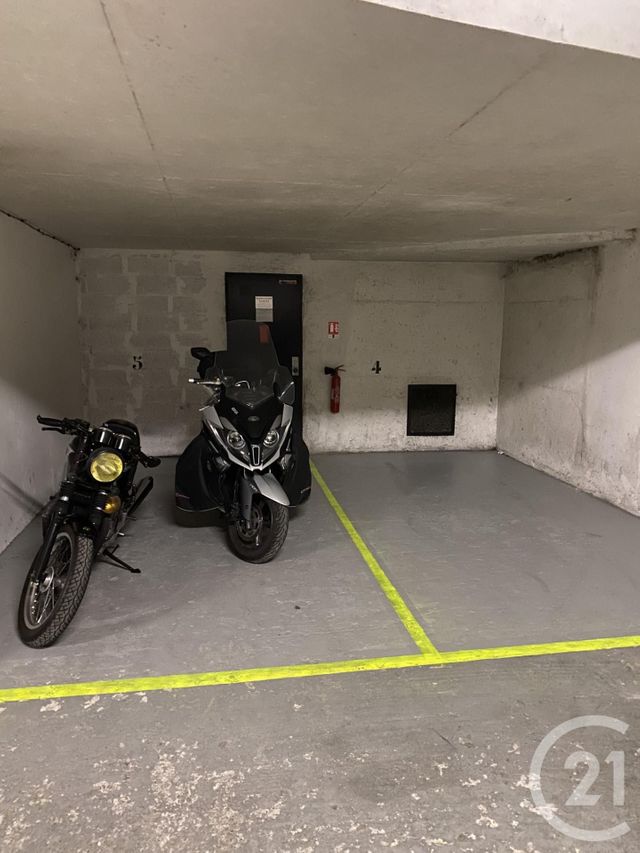 parking - PARIS - 75020