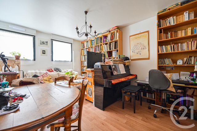 Appartement F2 à vendre - 2 pièces - 42.6 m2 - PARIS - 75020 - ILE-DE-FRANCE - Century 21 Alexandre Dumas