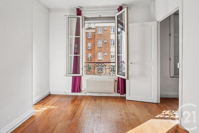 Afficher la photo en grand Appartement F2 à vendre - 2 pièces - 34.25 m2 - PARIS - 75020 - ILE-DE-FRANCE - Century 21 Alexandre Dumas
