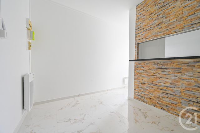 Appartement F2 à vendre - 2 pièces - 23.35 m2 - PARIS - 75020 - ILE-DE-FRANCE - Century 21 Alexandre Dumas