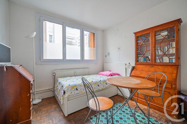 Appartement F1 à vendre PARIS