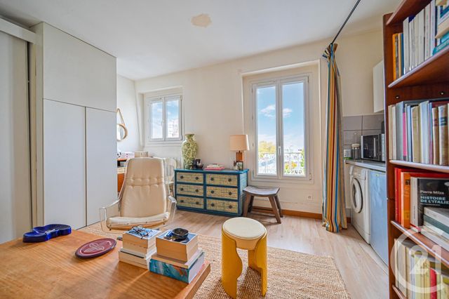 Appartement F2 à vendre - 2 pièces - 32.43 m2 - PARIS - 75011 - ILE-DE-FRANCE - Century 21 Alexandre Dumas