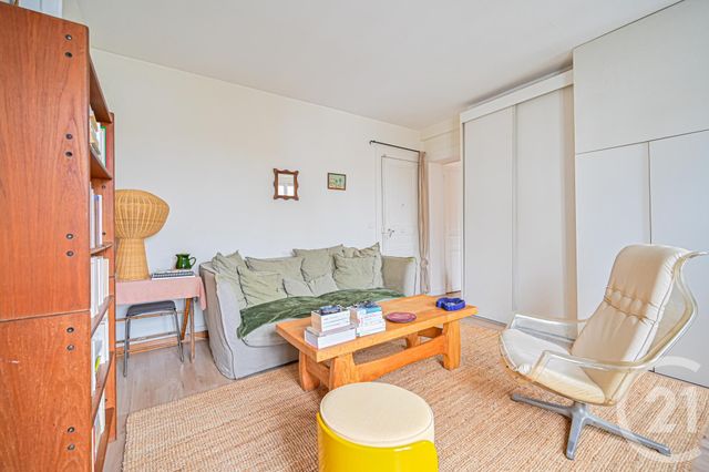 Appartement F2 à vendre - 2 pièces - 32.43 m2 - PARIS - 75011 - ILE-DE-FRANCE - Century 21 Alexandre Dumas