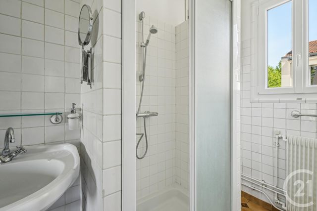 Appartement F2 à louer - 2 pièces - 43.07 m2 - PARIS - 75020 - ILE-DE-FRANCE - Century 21 Alexandre Dumas