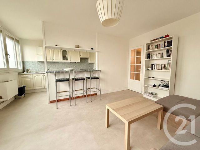 Appartement F2 à vendre - 2 pièces - 47.36 m2 - BAGNOLET - 93 - ILE-DE-FRANCE - Century 21 Alexandre Dumas