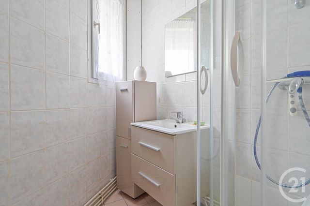 Appartement F2 à louer - 2 pièces - 44.85 m2 - PARIS - 75020 - ILE-DE-FRANCE - Century 21 Alexandre Dumas