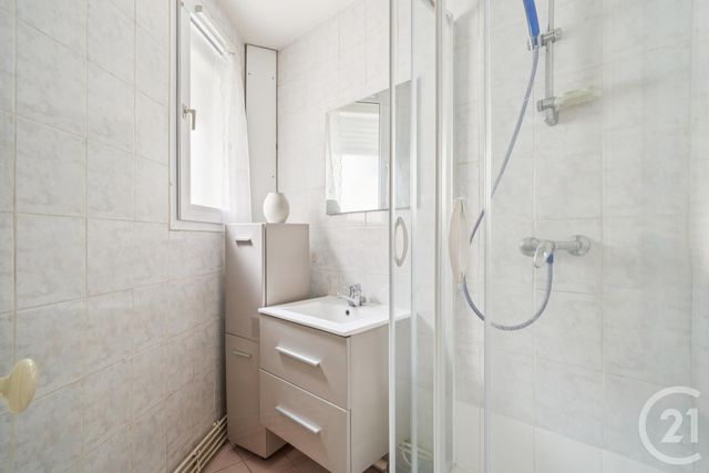 Appartement F2 à louer - 2 pièces - 44.85 m2 - PARIS - 75020 - ILE-DE-FRANCE - Century 21 Alexandre Dumas