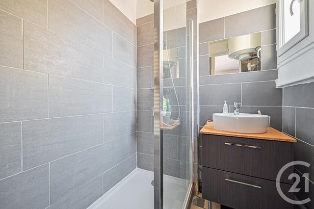 Appartement F3 à vendre - 3 pièces - 49.1 m2 - PARIS - 75020 - ILE-DE-FRANCE - Century 21 Alexandre Dumas