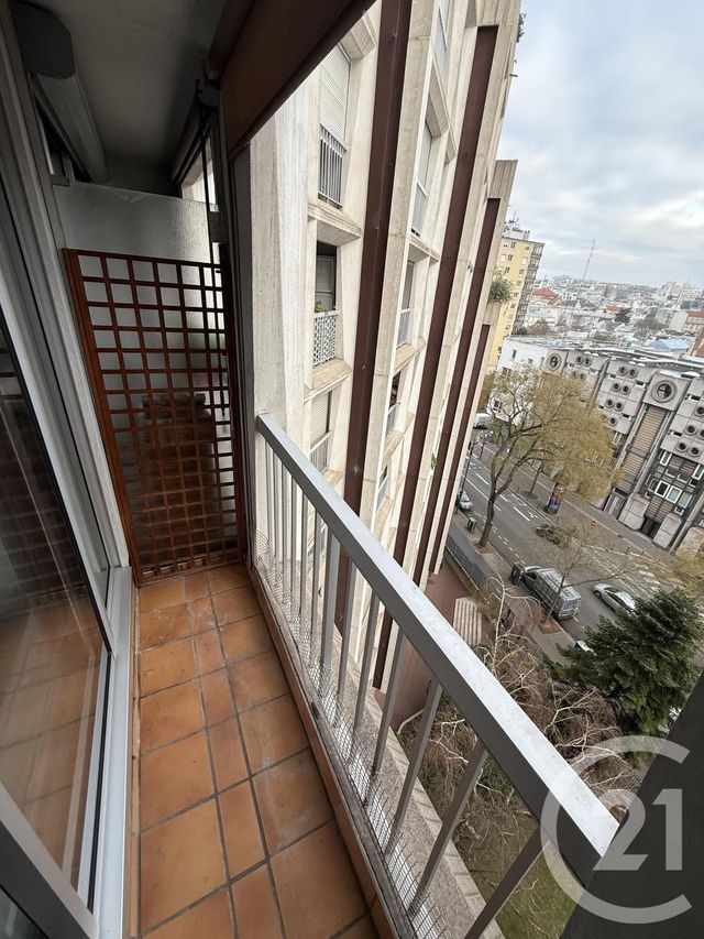 Appartement F2 à vendre - 2 pièces - 45.5 m2 - PARIS - 75020 - ILE-DE-FRANCE - Century 21 Alexandre Dumas