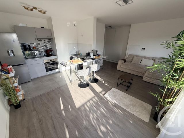 Appartement F2 à vendre - 2 pièces - 50.15 m2 - ROMAINVILLE - 93 - ILE-DE-FRANCE - Century 21 Alexandre Dumas
