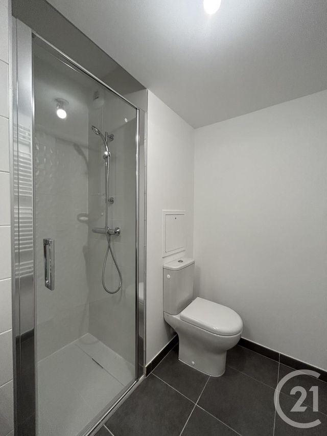 Appartement F1 à louer - 1 pièce - 28.0 m2 - ROMAINVILLE - 93 - ILE-DE-FRANCE - Century 21 Alexandre Dumas