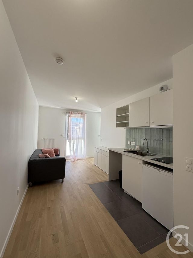 Appartement F1 à louer - 1 pièce - 28.0 m2 - ROMAINVILLE - 93 - ILE-DE-FRANCE - Century 21 Alexandre Dumas