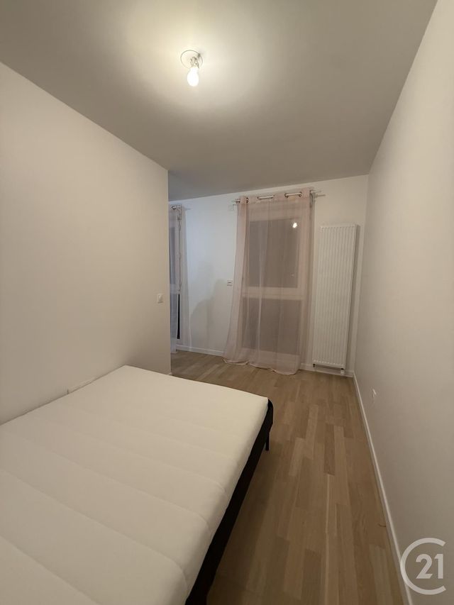 Appartement F1 à louer - 1 pièce - 28.0 m2 - ROMAINVILLE - 93 - ILE-DE-FRANCE - Century 21 Alexandre Dumas
