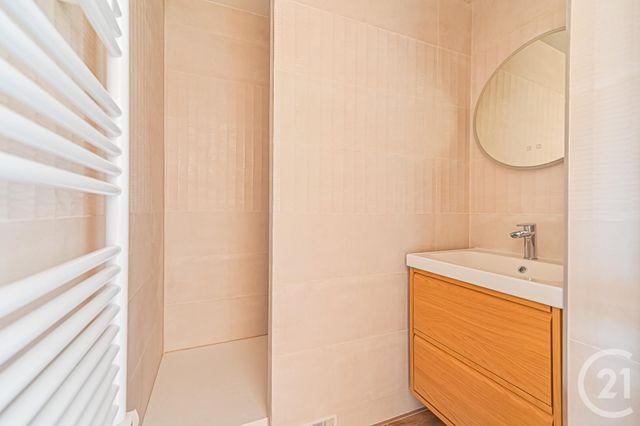 Appartement F3 à vendre - 3 pièces - 56.43 m2 - PARIS - 75020 - ILE-DE-FRANCE - Century 21 Alexandre Dumas