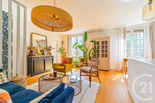 Appartement F2 à vendre - 2 pièces - 44.91 m2 - PARIS - 75020 - ILE-DE-FRANCE - Century 21 Alexandre Dumas