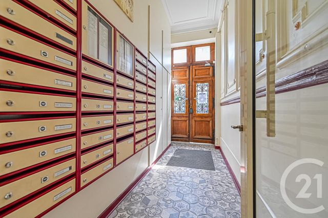 Appartement F2 à vendre - 2 pièces - 44.91 m2 - PARIS - 75020 - ILE-DE-FRANCE - Century 21 Alexandre Dumas