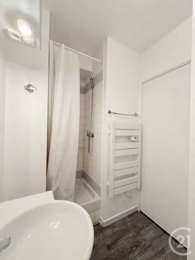 Appartement Studio à louer - 1 pièce - 17.03 m2 - PARIS - 75020 - ILE-DE-FRANCE - Century 21 Alexandre Dumas