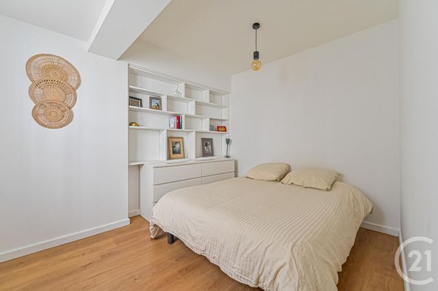 Appartement F3 à vendre - 3 pièces - 56.68 m2 - PARIS - 75020 - ILE-DE-FRANCE - Century 21 Alexandre Dumas