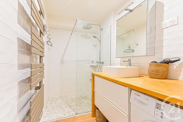 Appartement F3 à vendre - 3 pièces - 56.68 m2 - PARIS - 75020 - ILE-DE-FRANCE - Century 21 Alexandre Dumas