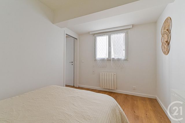 Appartement F3 à vendre - 3 pièces - 56.68 m2 - PARIS - 75020 - ILE-DE-FRANCE - Century 21 Alexandre Dumas