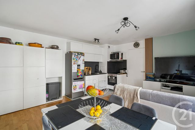 Appartement F3 à vendre - 3 pièces - 56.96 m2 - ROMAINVILLE - 93 - ILE-DE-FRANCE - Century 21 Alexandre Dumas