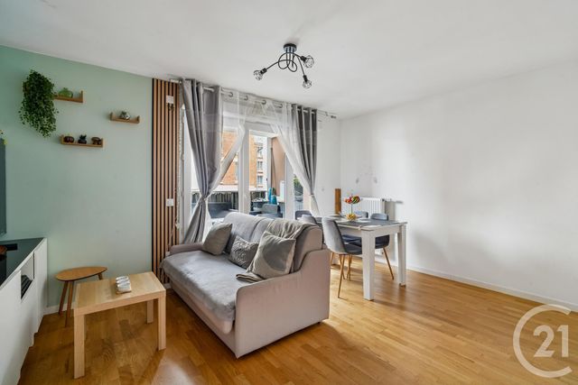 Appartement F3 à vendre - 3 pièces - 56.96 m2 - ROMAINVILLE - 93 - ILE-DE-FRANCE - Century 21 Alexandre Dumas