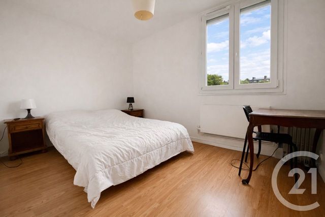 Appartement F2 à vendre - 2 pièces - 47.36 m2 - MONTREUIL - 93 - ILE-DE-FRANCE - Century 21 Alexandre Dumas