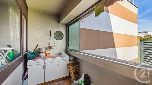 Appartement F2 à vendre - 2 pièces - 47.56 m2 - PARIS - 75020 - ILE-DE-FRANCE - Century 21 Alexandre Dumas