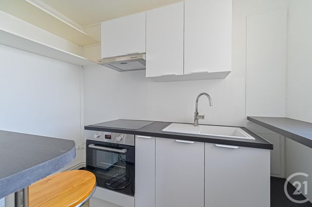 Appartement F2 à louer - 2 pièces - 45.82 m2 - PARIS - 75020 - ILE-DE-FRANCE - Century 21 Alexandre Dumas