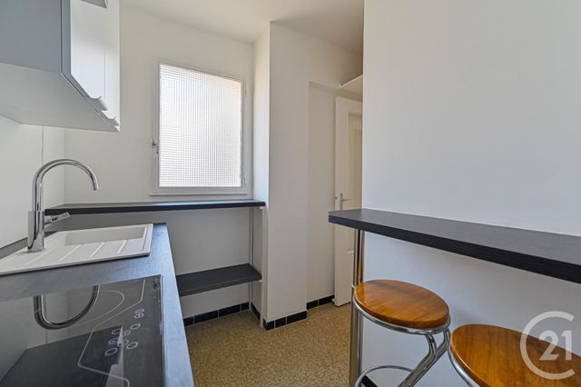 Appartement F2 à louer - 2 pièces - 45.82 m2 - PARIS - 75020 - ILE-DE-FRANCE - Century 21 Alexandre Dumas