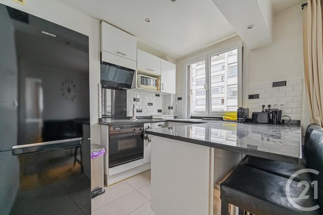 Appartement F3 à vendre - 3 pièces - 51.5 m2 - PARIS - 75020 - ILE-DE-FRANCE - Century 21 Alexandre Dumas