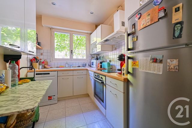 Appartement F3 à vendre - 3 pièces - 71.8 m2 - PARIS - 75011 - ILE-DE-FRANCE - Century 21 Alexandre Dumas