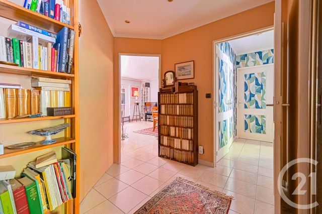 Appartement F3 à vendre - 3 pièces - 71.8 m2 - PARIS - 75011 - ILE-DE-FRANCE - Century 21 Alexandre Dumas