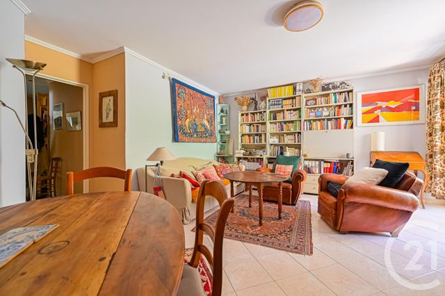 Appartement F3 à vendre - 3 pièces - 71.8 m2 - PARIS - 75011 - ILE-DE-FRANCE - Century 21 Alexandre Dumas