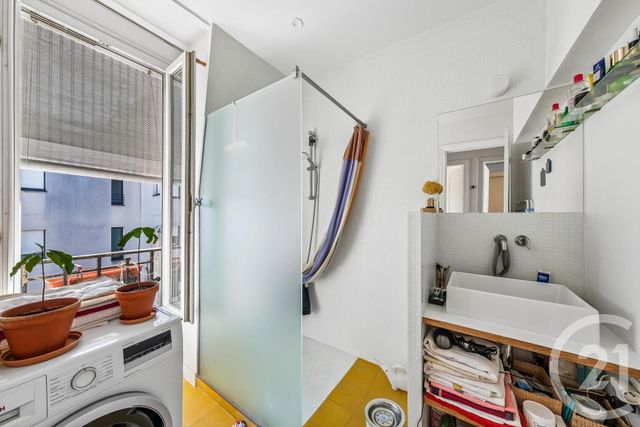Appartement F3 à vendre - 3 pièces - 54.8 m2 - PARIS - 75020 - ILE-DE-FRANCE - Century 21 Alexandre Dumas