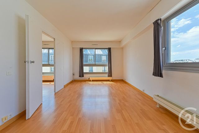 Appartement F2 à vendre - 2 pièces - 46.01 m2 - PARIS - 75011 - ILE-DE-FRANCE - Century 21 Alexandre Dumas