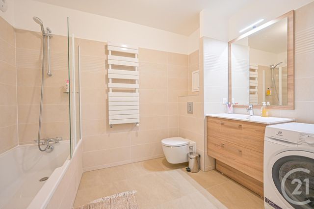 Appartement F2 à louer - 2 pièces - 52.28 m2 - PARIS - 75020 - ILE-DE-FRANCE - Century 21 Alexandre Dumas
