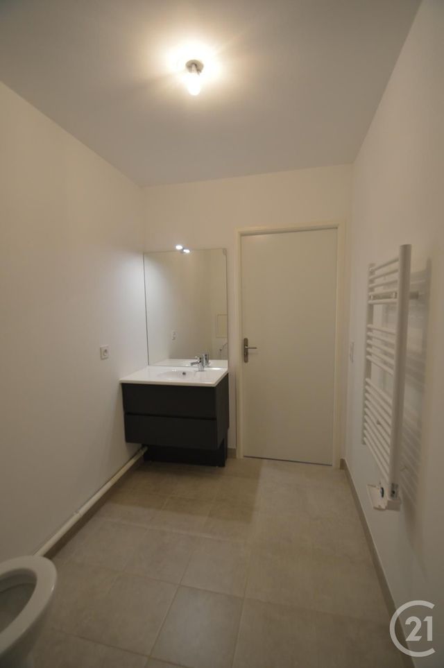 Appartement F1 à louer - 1 pièce - 27.07 m2 - ROMAINVILLE - 93 - ILE-DE-FRANCE - Century 21 Alexandre Dumas