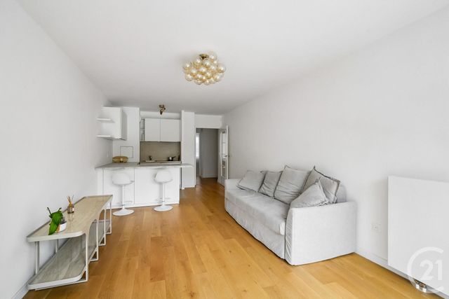 Appartement F2 à louer - 2 pièces - 52.28 m2 - PARIS - 75020 - ILE-DE-FRANCE - Century 21 Alexandre Dumas