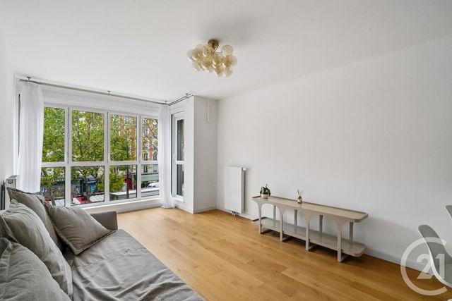 Appartement F2 à louer - 2 pièces - 52.28 m2 - PARIS - 75020 - ILE-DE-FRANCE - Century 21 Alexandre Dumas