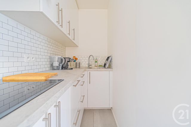 Appartement F2 à vendre - 2 pièces - 33.59 m2 - PARIS - 75020 - ILE-DE-FRANCE - Century 21 Alexandre Dumas