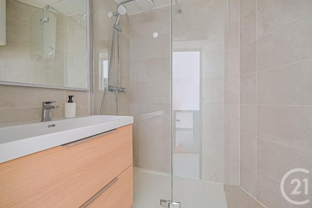Appartement F2 à vendre - 2 pièces - 33.59 m2 - PARIS - 75020 - ILE-DE-FRANCE - Century 21 Alexandre Dumas
